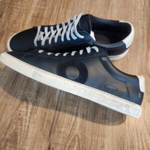 Oliver Cabell Low 1 Phantom